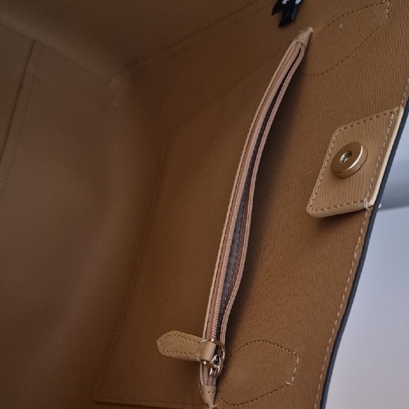 Kate Spade Vibrant Orange and Cream Tote - Picture 9 of 11